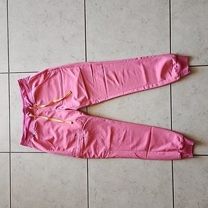 Figs regular waist Zamora Neon Pink small scrub joggers